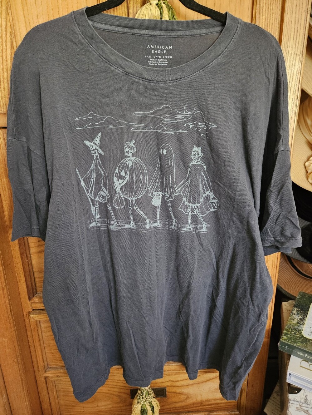 American Eagle Oversized Graphic Halloween Tee Charcoal Grey L/XL